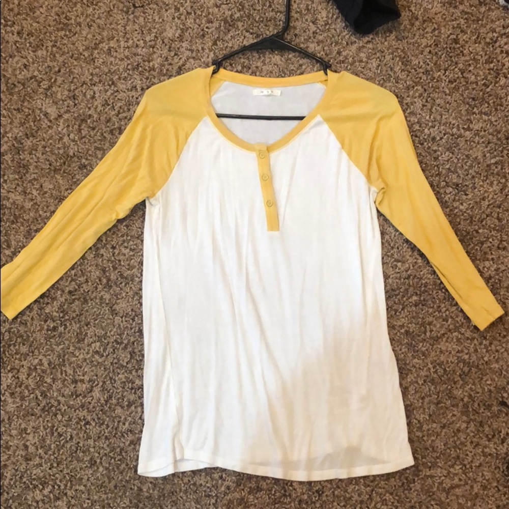 Maurices quarter length sleeve
